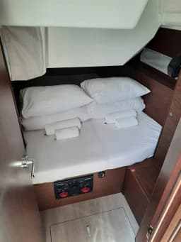 Oceanis 40.1 in Split / ACI Marina Split thumbnail 6