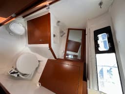 Oceanis 45 in Rhodes New Marina thumbnail 16