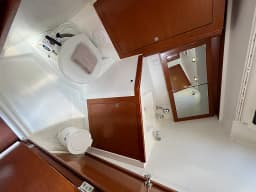 Oceanis 45 in Rhodes New Marina thumbnail 3