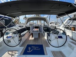 Oceanis 45 in Rhodes New Marina thumbnail 7