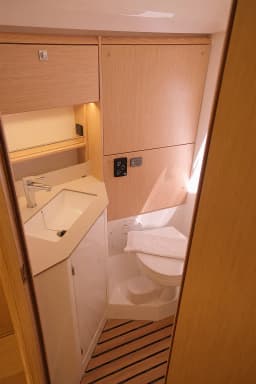 Bavaria C46 in Fethiye / Ece Marina thumbnail 21