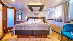 Motoryacht in Trogir / ACI Marina Trogir thumbnail 27