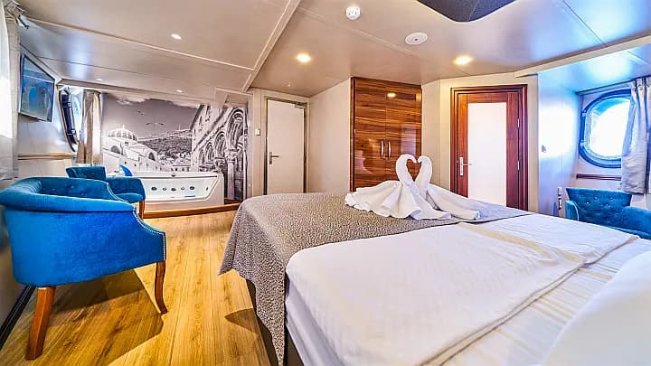 Motoryacht in Trogir / ACI Marina Trogir - Photo 4