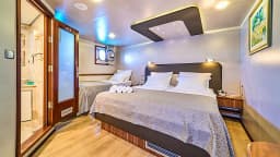 Motoryacht in Trogir / ACI Marina Trogir thumbnail 30