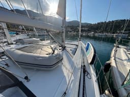 Oceanis 46.1 in Lefkada / Nikiana Marina thumbnail 8