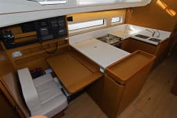 Sun Odyssey 440 in Split / ACI Marina Split thumbnail 6