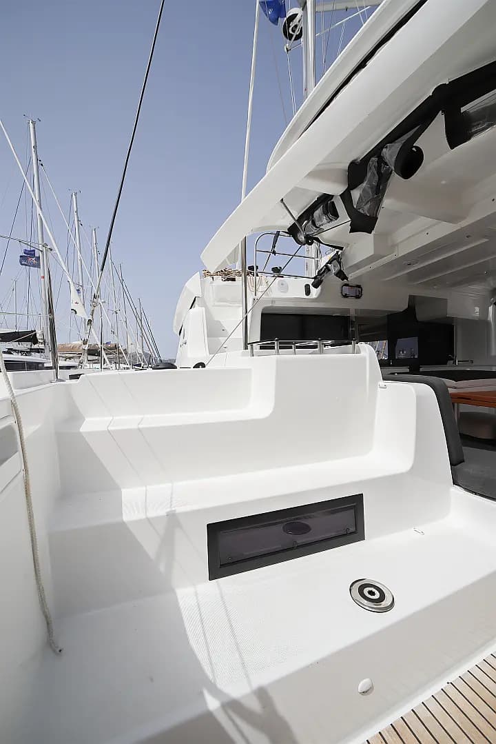 Lagoon 46 in Sardinia / Olbia / Marina di Olbia - Photo 5
