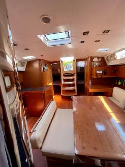 Oceanis 48 in La Spezia / Porto Mirabello thumbnail 18