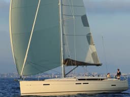 Sun Odyssey 449 in Sardinia / Cagliari / Marina di Cagliari thumbnail 8