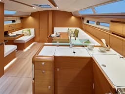 Sun Odyssey 449 in Sardinia / Cagliari / Marina di Cagliari thumbnail 9