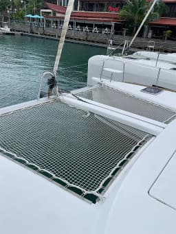 Lagoon 380 in Eden Island / Mahe, Victoria / Eden Island Marina thumbnail 11