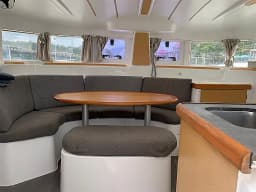 Lagoon 380 in Eden Island / Mahe, Victoria / Eden Island Marina thumbnail 2