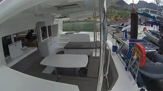 Lagoon 450 Fly in Eden Island / Mahe, Victoria / Eden Island Marina - Photo 3