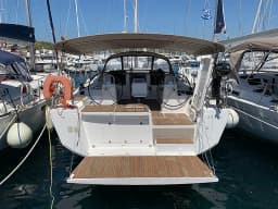Dufour 460 Grand Large in Lavrion / Olympic Marina thumbnail 6