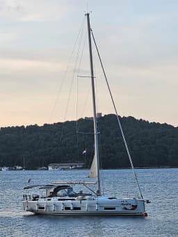 Dufour 470 in Skradin / ACI Marina Skradin thumbnail 10