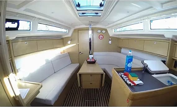 Bavaria Cruiser 34 in Göcek / Marinturk Village Port - Photo 3