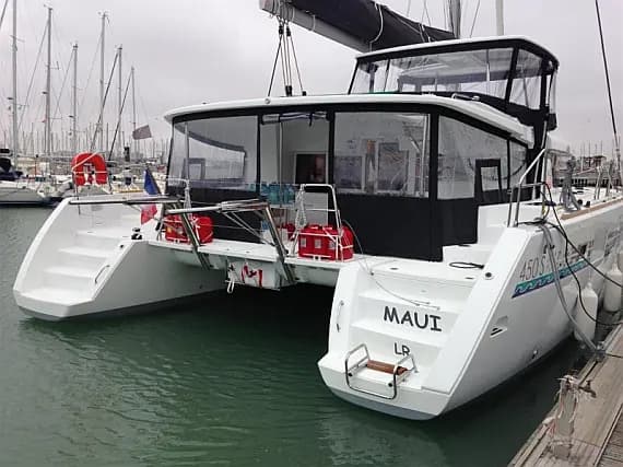 Lagoon 450 Sport in Eden Island / Mahe, Victoria / Eden Island Marina - image 1