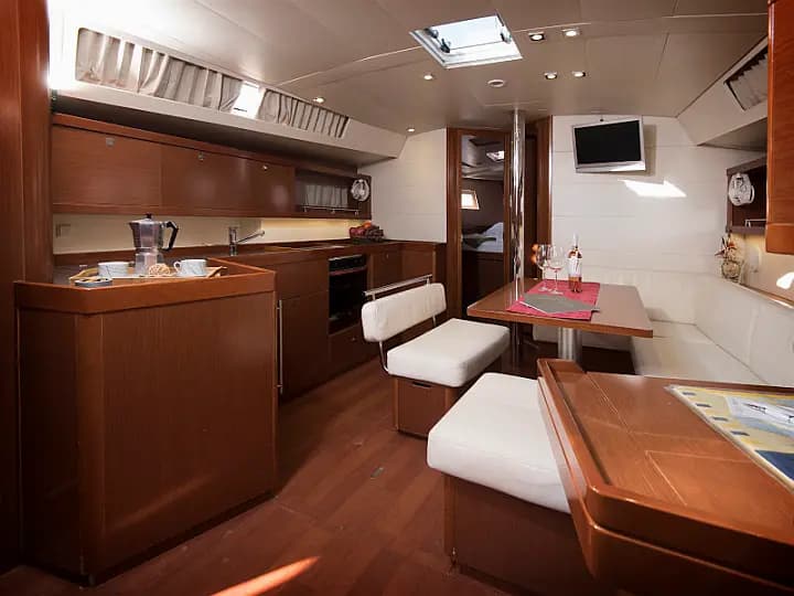 Oceanis 45 in Kaštel Gomilica / Marina Kaštela - Photo 4