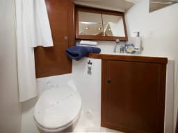 Oceanis 45 in Kaštel Gomilica / Marina Kaštela thumbnail 8