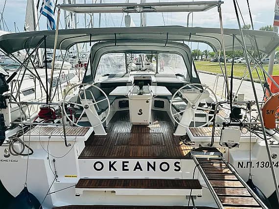Oceanis 51.1 in Athens / Alimos Marina - image 1