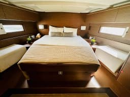 Oceanis 51.1 in Athens / Alimos Marina thumbnail 13