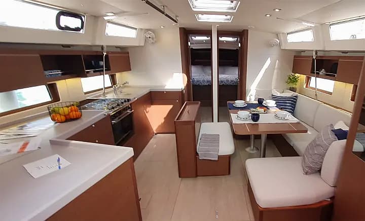 Oceanis 46.1 in Split / ACI Marina Split - Photo 4