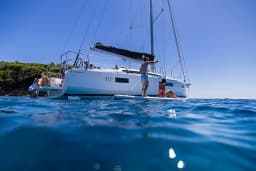 Sun Odyssey 415 in Mallorca / Palma de Mallorca / La Lonja Marina Charter thumbnail 17