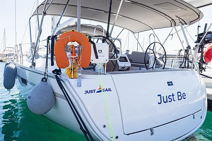 Bavaria Cruiser 46 in Göcek Mucev Marina - Photo 4