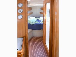 Bavaria 39 Cruiser in Lavrion Main Port thumbnail 13
