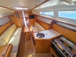Sun Odyssey 33i in Izola / Marina Izola thumbnail 2
