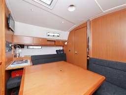 Bavaria 36 Cruiser in Zadar / Marina Zadar thumbnail 5