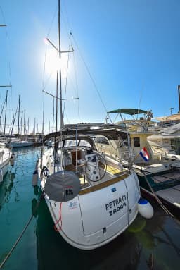 Bavaria 36 Cruiser in Zadar / Marina Zadar thumbnail 6