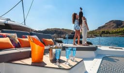 Aura 51 in Rhodes New Marina thumbnail 4