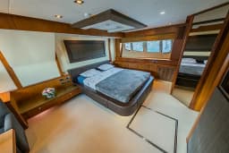 Sunseeker Yacht 86 in Dubrovnik / Marina Frapa Dubrovnik thumbnail 27