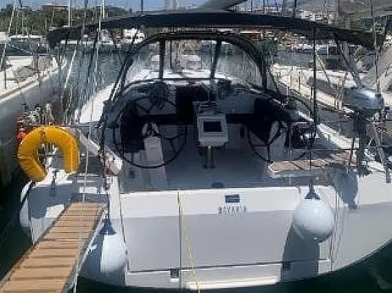 Bavaria C42 in Athens / Alimos Marina - Photo 1