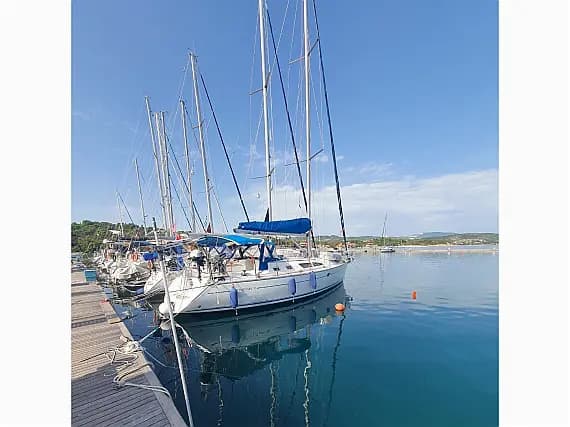 Sun Odyssey 37 in Achillio port - Photo 1