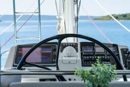 Lagoon 560 in Marina Agana thumbnail 12