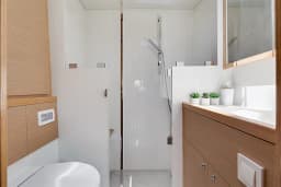 Lagoon 560 in Marina Agana thumbnail 5