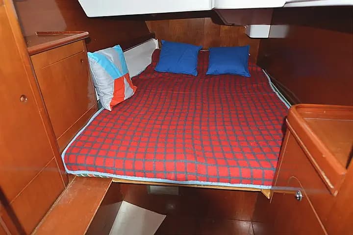 Oceanis 461 in Athens / Alimos Marina - Photo 5