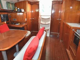 Oceanis 461 in Athens / Alimos Marina thumbnail 5