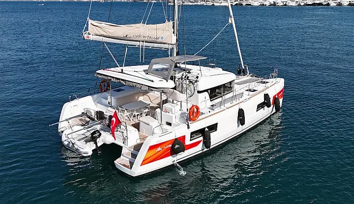 Lagoon 40 in Fethiye / Yacht Club Mai - Photo 5