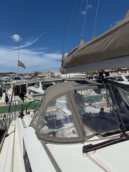 Sun Odyssey 449 in Ibiza / Club Nautico Ibiza thumbnail 11