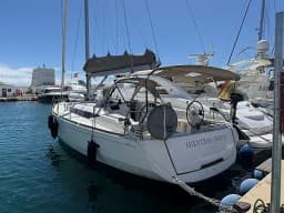 Sun Odyssey 449 in Ibiza / Club Nautico Ibiza thumbnail 12