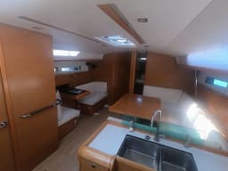 Sun Odyssey 449 in Ibiza / Club Nautico Ibiza thumbnail 29