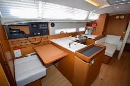 Sun Odyssey 410 in Marmaris Yacht Marina thumbnail 14