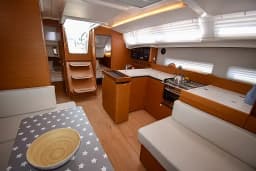 Sun Odyssey 410 in Marmaris Yacht Marina thumbnail 20
