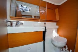Sun Odyssey 410 in Marmaris Yacht Marina thumbnail 22