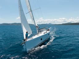 Hanse 508 in Sardinia / Cannigione thumbnail 11