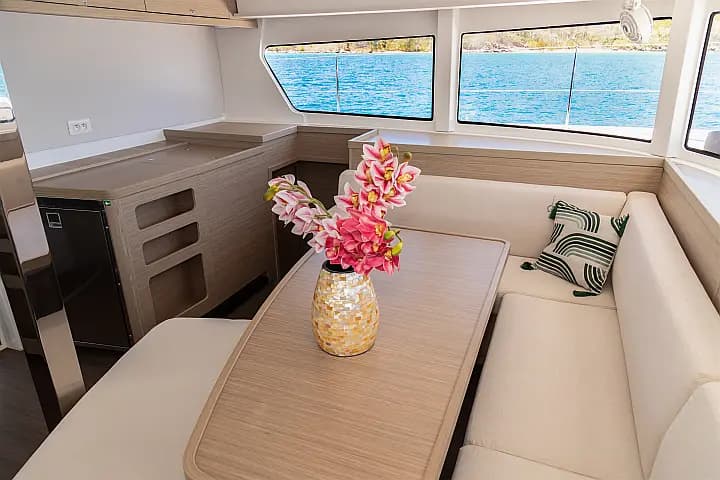 Lagoon 42 in Eden Island / Mahe, Victoria / Eden Island Marina - Photo 4