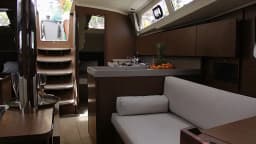 Oceanis 41.1 in Skiathos thumbnail 8